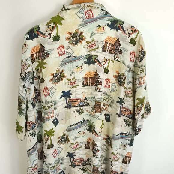 Walt Disney World Hawaiian Shirt Men's XXL Multicolor Mickey Mouse Friends Print - Picture 5 of 9